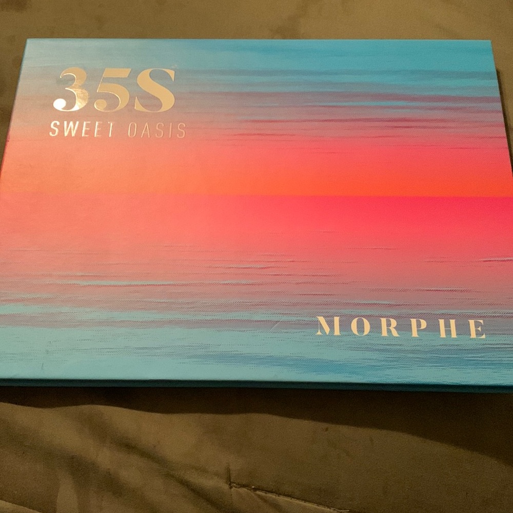 Morphe Sweet Oasis Eyeshadow Palette